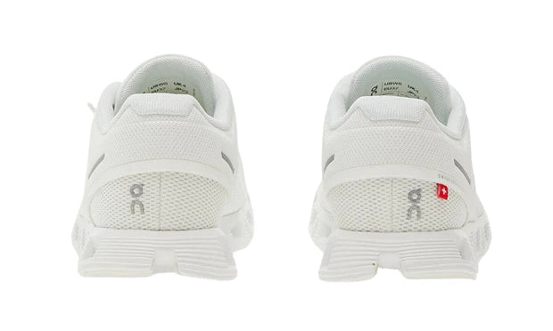 On Cloud 5 ‘Undyed-White White’ – Lightweight Running & Lifestyle Shoes