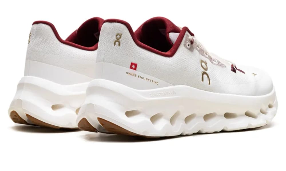 On Running Cloudtilt – Ultimate Urban Comfort Shoes