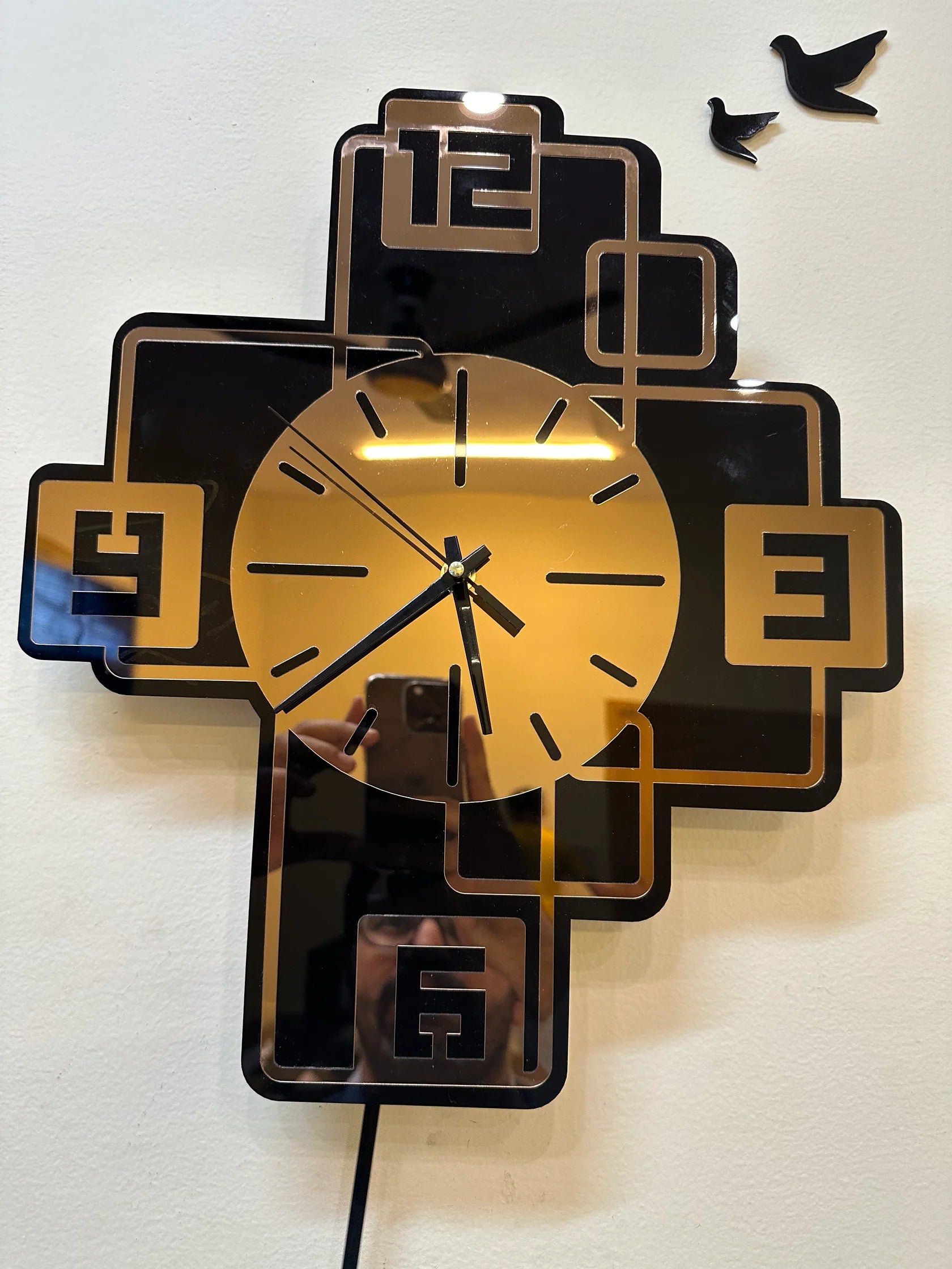 Creative Modern Squared Design Wall Watch